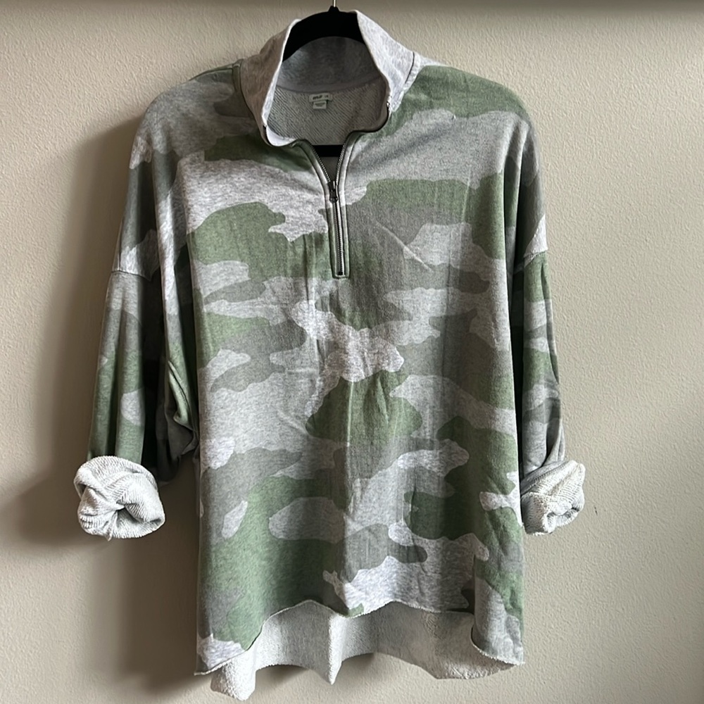 AERIE quarter zip sweatshirt